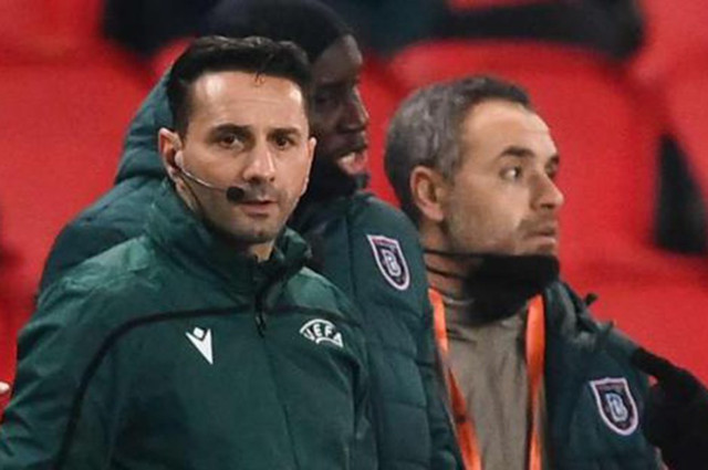 Rumen yorumcu ırkçı hakeme sahip çıktı: Bu leş takım geldi burayı sirke çevirdi - Resim: 0