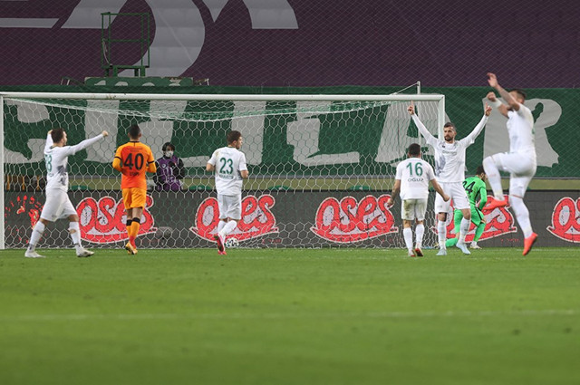 Ahmet Çakar'dan Fatih Terim'e: Diktatör yeter bırak git artık - Resim: 1