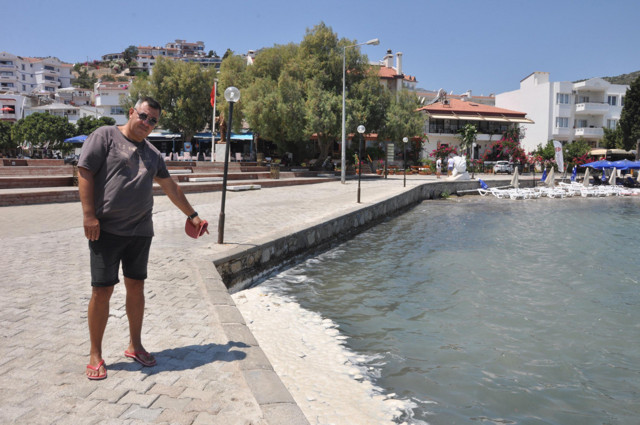 Muğla Datça'da sahildeki görüntü endişelendirdi nedeni belli oldu - Resim: 1