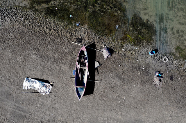 Beyşehir Gölü 'ölü' seviyesinin altına indi! Konya'da barajlar da kuruyor - Resim: 0