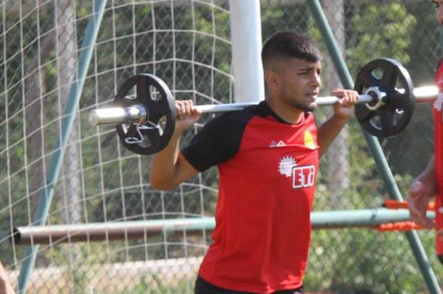 Eskişehirsporlu futbolcu kaza geçirdi kendisi kurtuldu kız arkadaşı hayatını kaybetti - Resim: 0