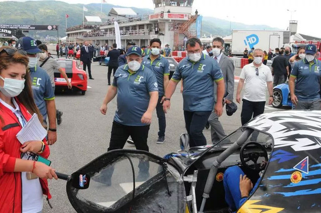 Bu liseliler bir harika! Kendi elektrikli araçlarını ürettiler - Resim: 1