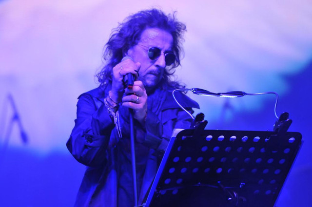 Ünlü şarkıcı İlhan İrem hayatını kaybetti! - Resim: 3