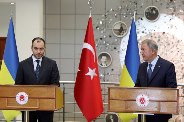 Bakan Akar tahıl sevkiyatında son durumu açıkladı: "Üç ayda toplam 345 gemi ve..." - Resim: 1