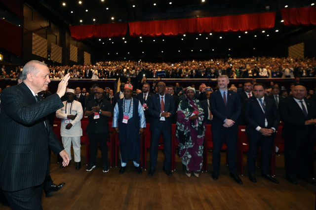 Cumhurbaşkanı Erdoğan: Muhalefetin takoz siyasetine hiçbir zaman teslim olmadık - Resim: 1