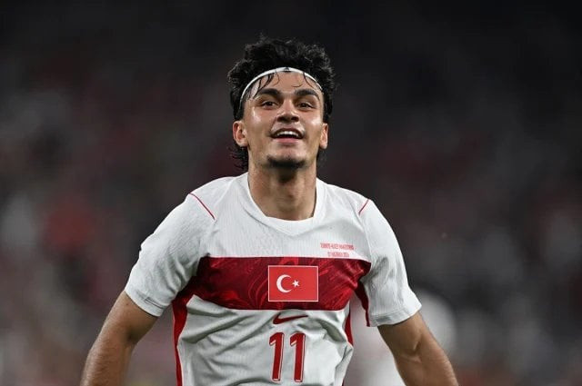 Yılın transfer bombası patlıyor! Galatasaray milli yıldızla anlaşmanın eşiğindr - Resim: 0