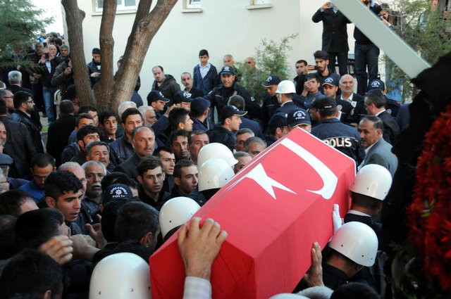 Tunceli şehidi  için göz yaşları sel oldu - Resim: 4