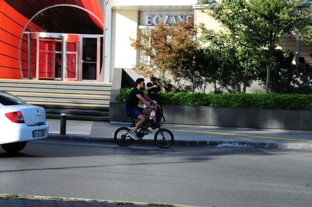 Ünlü oyuncu ölümden kıl payı kurtuldu - Resim: 3