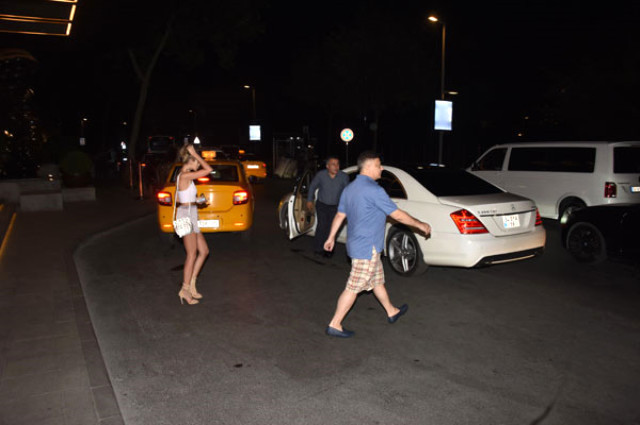 Mehmet Ali Erbil'in otel çıkışı yakalandığı genç sevgilisi hamile - Resim: 3