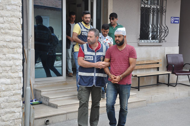 Bursa'da film gibi operasyon! Dolandırıcılar neye uğradığını şaşırdı - Resim: 3