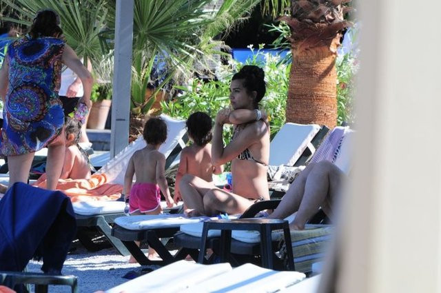 Kızlarıyla mantı keyfi yaptı - Resim: 4