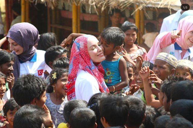 Gamze Özçelik Afrika yolcusu! Yardımdan yardıma koşuyor - Resim: 2