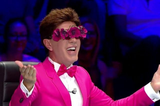 Yılmaz Morgül ödül gecesinde çöp poşeti giydi geceye damga vurdu - Resim: 1