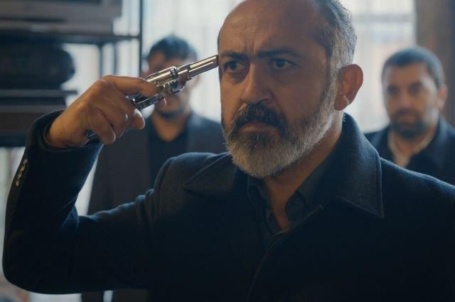 Çukur dizisinde finale doğru oyuncu kıyımı bomba isim Çukur'dan ayrılıyor - Resim: 4