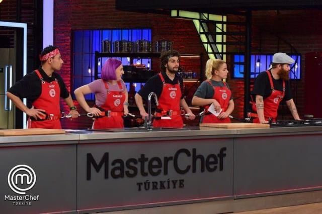TV8 MasterChef Türkiye'de Safanur ve Dilara birbirine girdi: Elini süremezsin, delirtme beni - Resim: 3