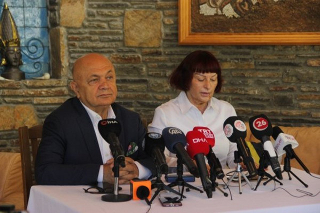 Evinde saldırıya uğrayan Sarar çifti yaşadıkları soygun olayını anlattı - Resim: 0