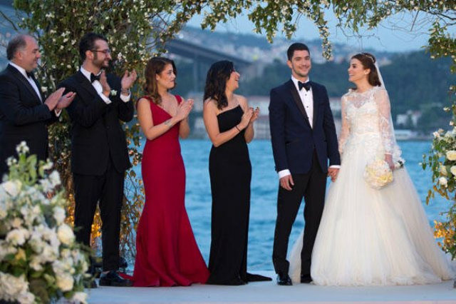 Kaan Yıldırım kaç yaşında boşandığı eski eşi Ezgi Eyüboğlu kimdir? - Resim: 0