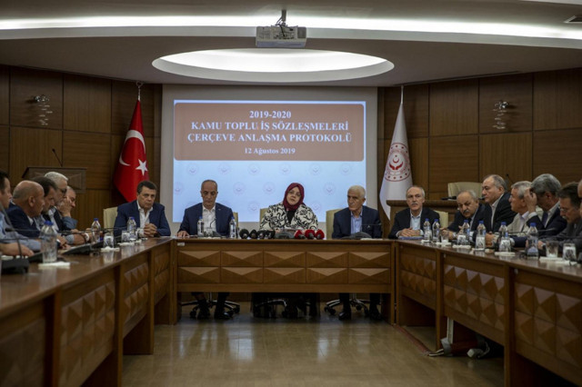 Türk-İş Başkanı Atalay eleştirilerin hedefi olmuştu! Yaşanan süreci tek tek anlattı - Resim: 0