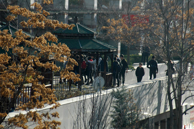 Ankara'da onlarca liseli tekme tokat birbirine girdi - Resim: 0