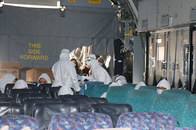 Çin'deki Türk vatandaşlarını yurda getirecek askeri uçak Vuhan'dan havalandı - Resim: 2