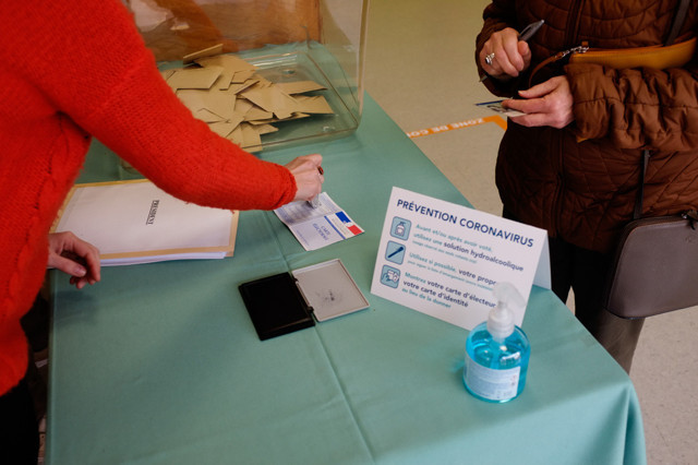 Fransa koronavirüs salgını altında seçime gidiyor panik büyüyor - Resim: 2