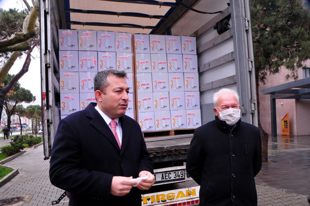 Çanakkale'de ihtiyaç sahiplerine 2 bin koli yardım - Resim: 2