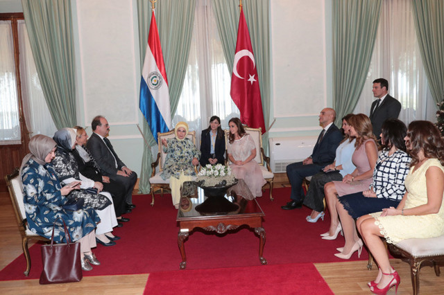 First Lady aradı Türkiye Paraguay’a yardım elini uzattı - Resim: 0