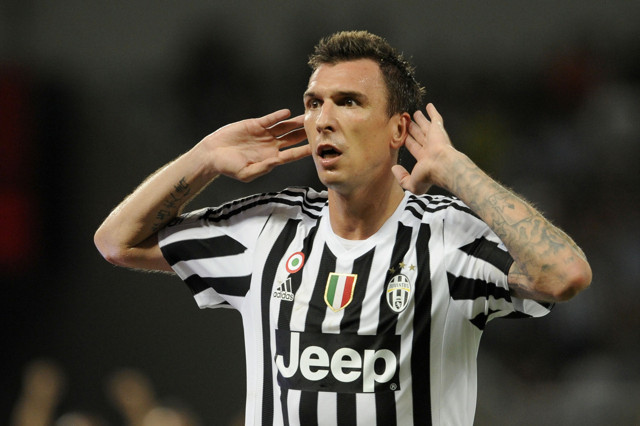 Emre Belözoğlu'nun 30 gol atacak dediği golcü Mario Mandzukic - Resim: 0