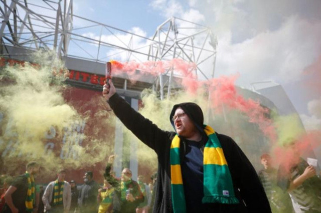 Manchester United-Liverpool maçı öncesi dev protesto! - Resim: 0