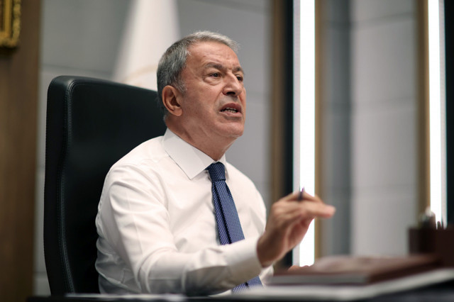 Bakan Hulusi Akar'dan terörle mücadele mesajı; 2022'de öldürülen terörist sayısını verdi - Resim: 1