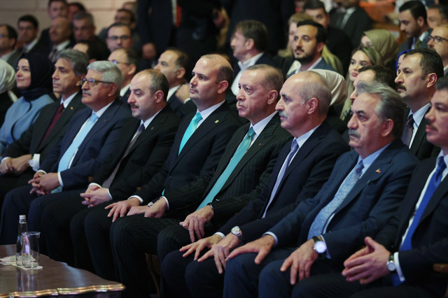 Cumhurbaşkanı Erdoğan'dan 'fiber' çıkışı! Yavaş gidiyoruz, hızlandırmamız gerekiyor - Resim: 1