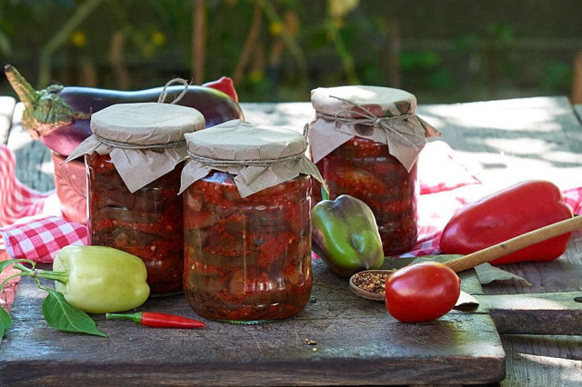 Her yerde aradığınız tarif! Enfes patlıcan konservesi tarifi! - Resim: 0