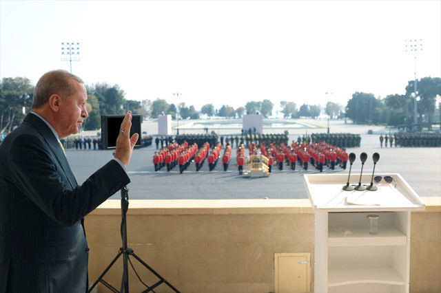 Cumhurbaşkanı Erdoğan: Karabağ Zaferi, Türk dünyası için büyük bir gurur vesilesidir - Resim: 1