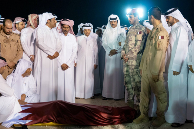 Katar'da 3 şehidimizin naaşı yere kondu! Tabuta koymama sebepleri bakın ne - Resim: 2