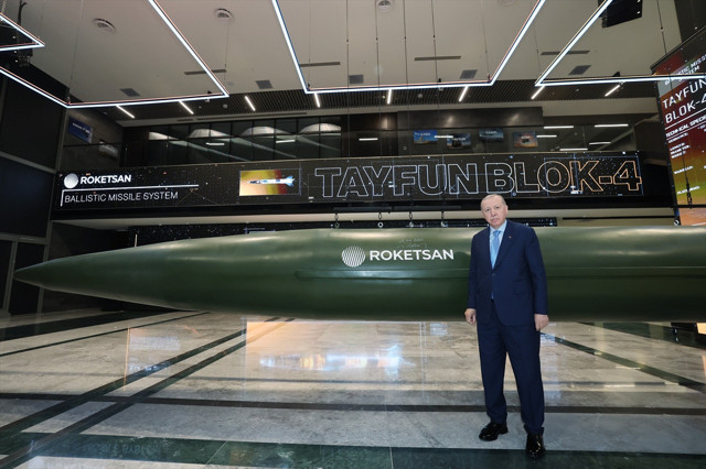 Cumhurbaşkanı Erdoğan'dan İstanbul'daki saldırıya tepki: Terörün her türlüsüyle mücadelemizi sürdüreceğiz - Resim: 0