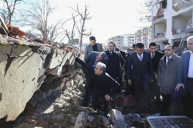 Tüfenkçi ve Eker'den Çınar'a ziyaret - Resim: 1