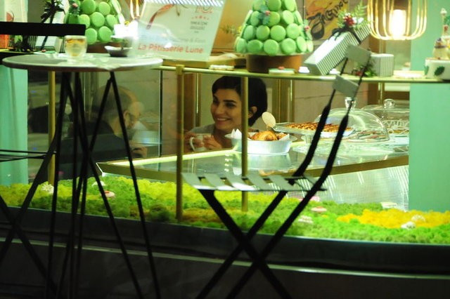 Boşanacağı söylenen Tuba Büyüküstün fena yakalandı - Resim: 1