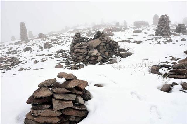 Van'da taş üstüne taşın gizemi - Resim: 3