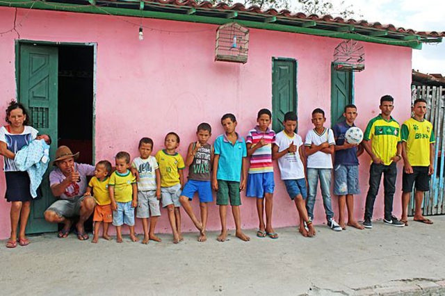 Kız çocuk hayaliyle 13 çocuk erkek çocuk! - Resim: 1