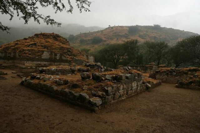 Bin 700 yıllık uyuyan Buda heykeli Unesco Dünya Mirası listesine girdi - Resim: 1