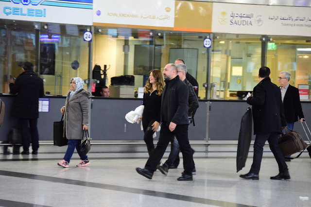 İlk kez el ele görüntülendiler - Resim: 3