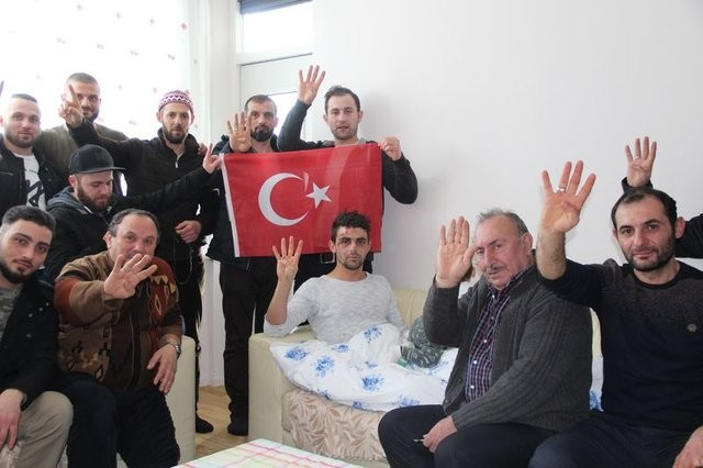 İşte Türkiye'nin konuştuğu Hollanda'daki o genç! - Resim: 2