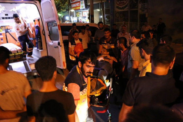 Şanlıurfa'da katliam gibi kavga - Resim: 1
