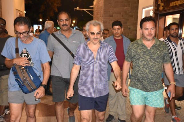 Suudi prens Nusret'in ününe aldırmadı ayağına getirtti - Resim: 2