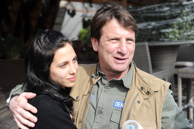 Kaya Çilingiroğlu gecelere aktı sarışın kadınla fena yakalandı - Resim: 4