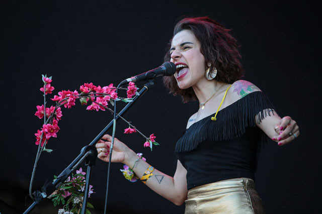 Ceylan Ertem'in 'Zeytin Dalı Harekatı' tweeti olay oldu - Resim: 4