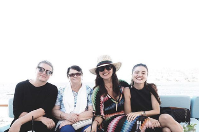 Küslük 3 ay sürdü Hadise kardeşleriyle barıştı - Resim: 3