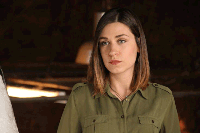 Selçuk Yöntem kendisinden 37 yaş küçük güzel oyuncuyla görüntülendi - Resim: 3