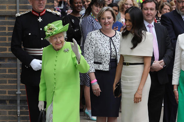 Kraliçe'nin kalbini öyle bir çaldı ki: Artık sırtı yere gelmez - Resim: 3