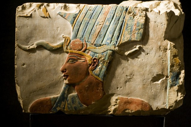 Karun'u yerle bir eden günah - Resim: 4